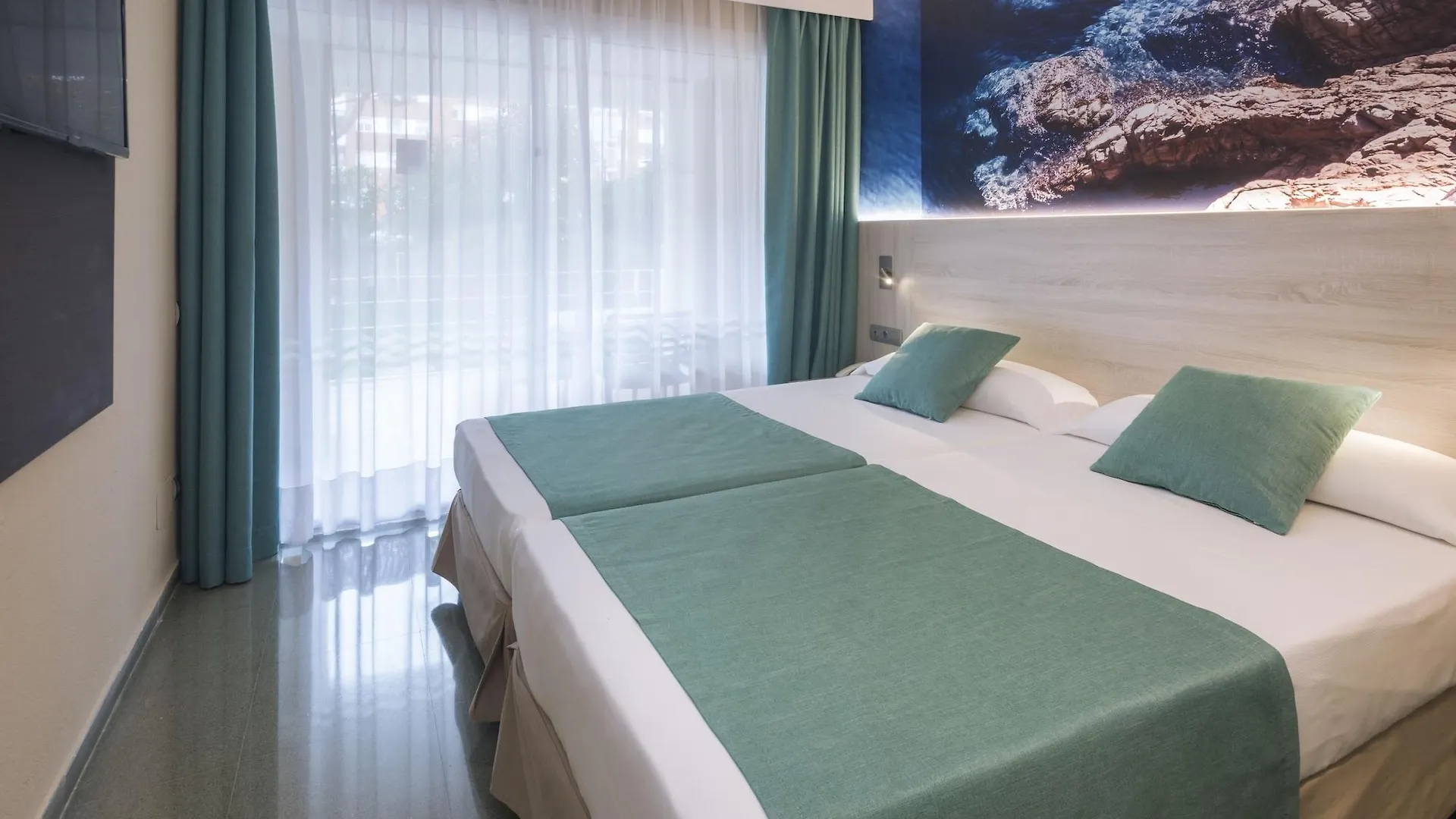 Ght Oasis Park & Spa Lloret de Mar 4*,