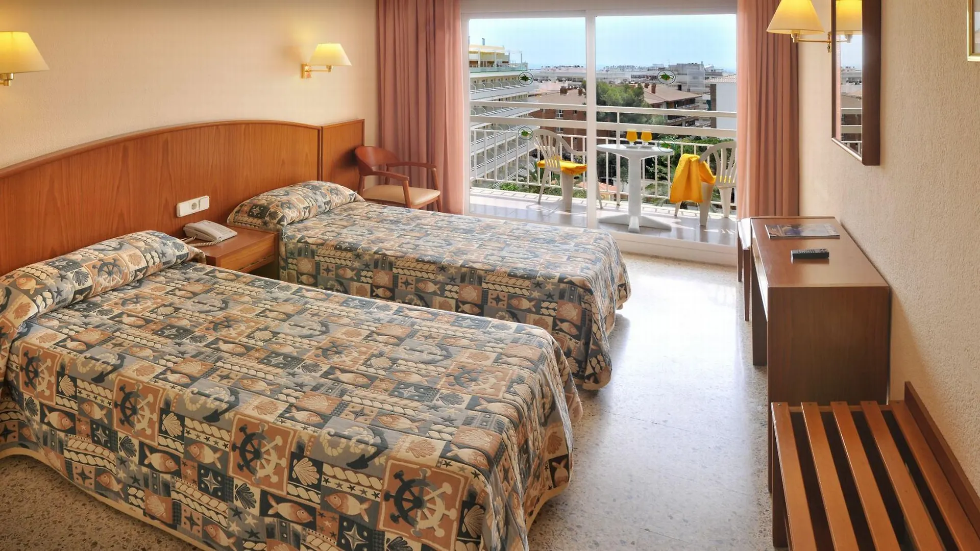 **** Hotel Ght Oasis Park & Spa Lloret de Mar Spain