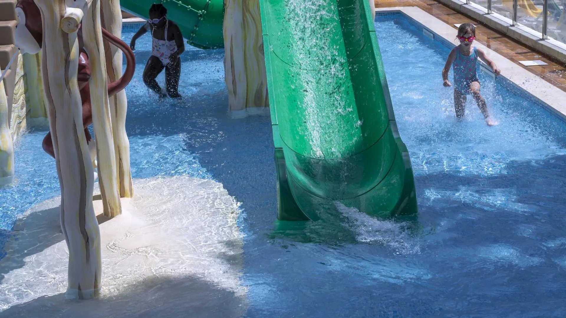 Ght Oasis Park & Spa Lloret de Mar Hotel