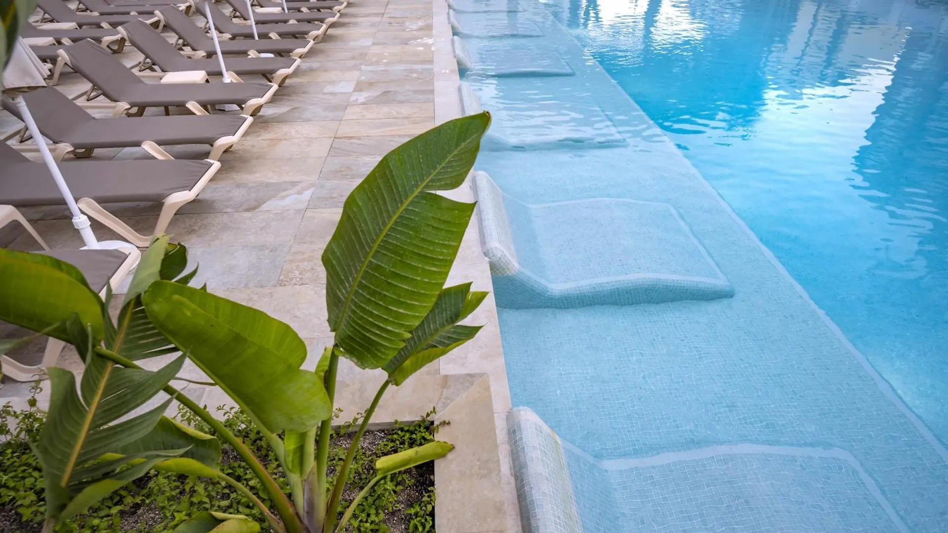 Ght Oasis Park & Spa Lloret de Mar Hotel