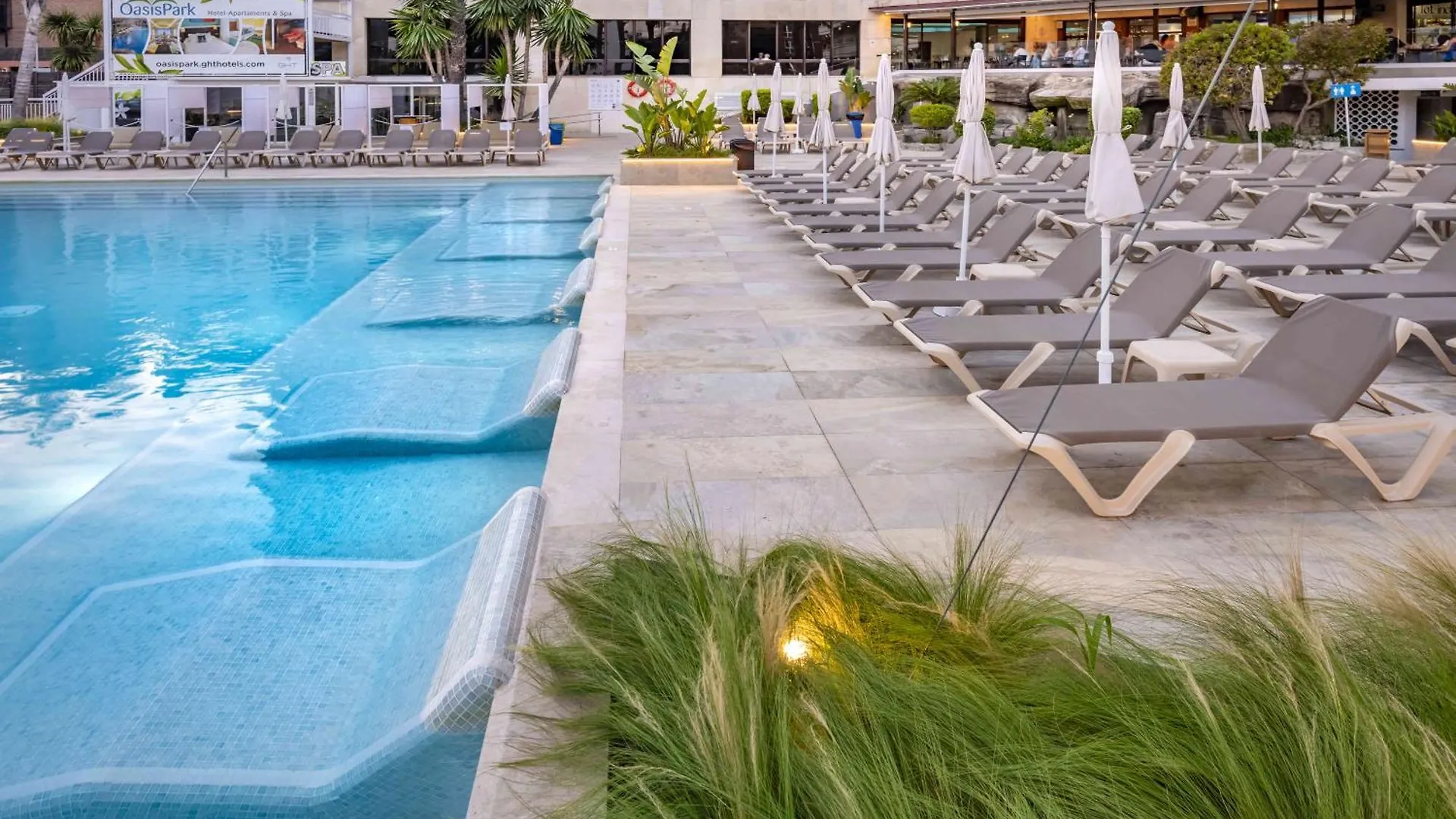 Ght Oasis Park & Spa Lloret de Mar Szálloda
