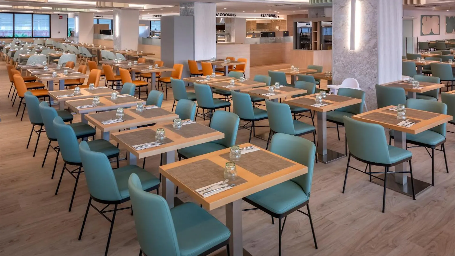 **** Szálloda Ght Oasis Park & Spa Lloret de Mar Spanyolország