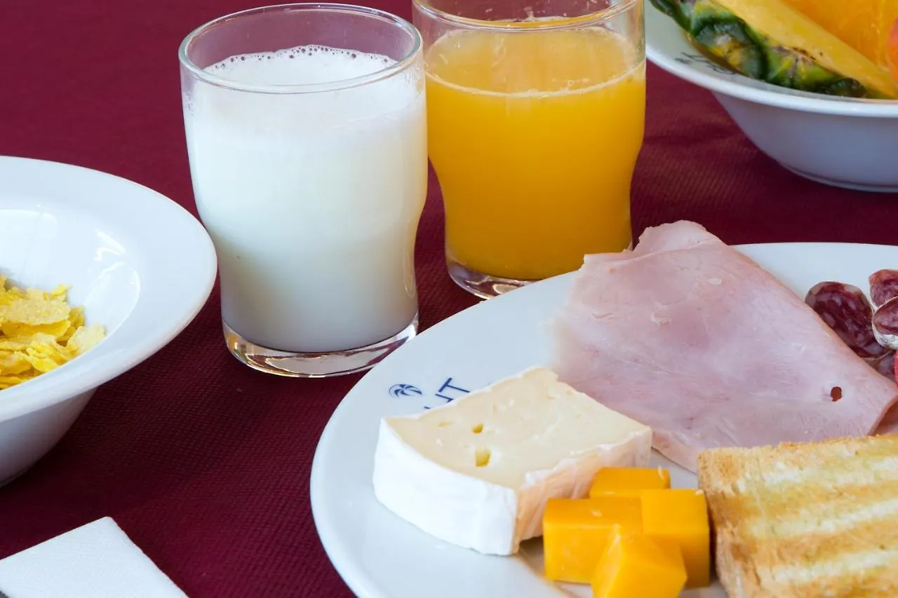 绿洲公园Spa GHT酒店 滨海略雷特