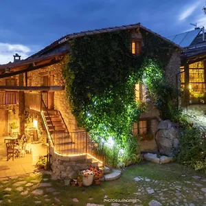 Country house Calrei, Lles