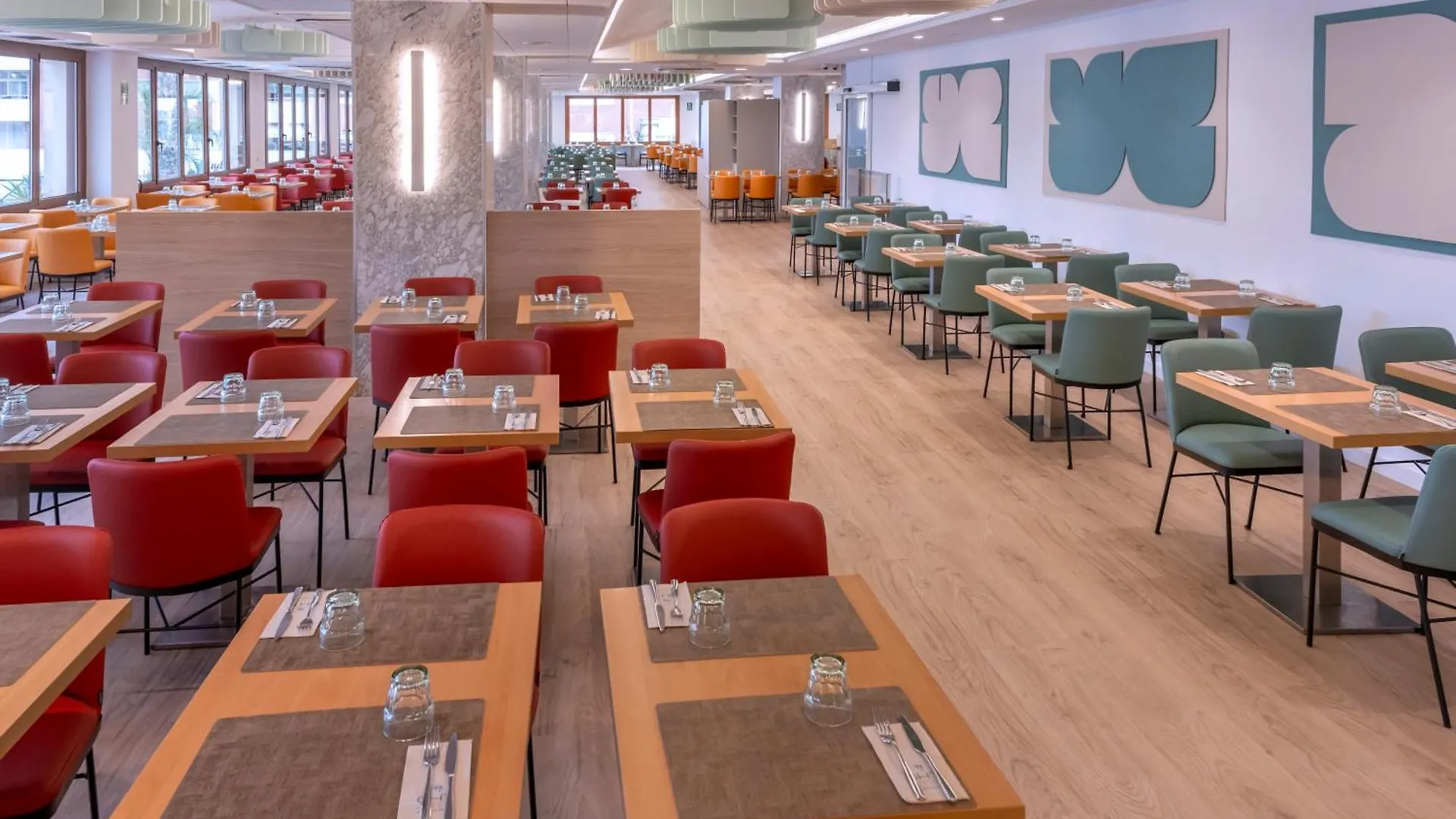 **** Hotel Ght Oasis Park & Spa Lloret de Mar Spain